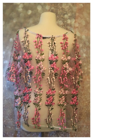 Cottagecore style. NWT Boohoo Plus Claire Floral Embroidered Shell 20 - Picture 6 of 7